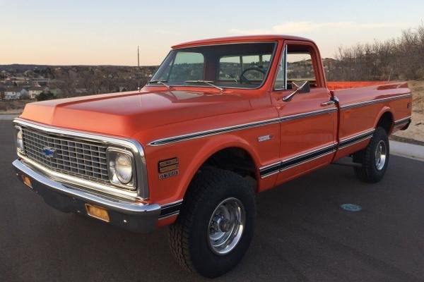 1971 Chevrolet C-10 Cheyenne 4X4 350ci V8 engine