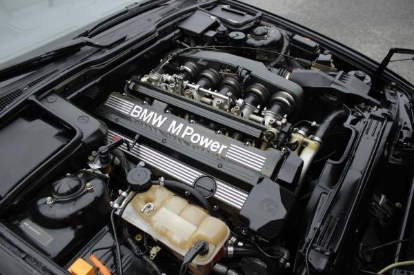 1991 BMW M5 24 Valve Inline 6 Cylinder