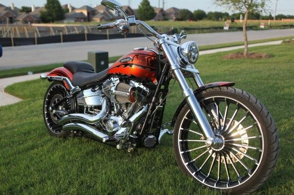 2014 Harley Davidson Softail FXSBSE Breakout Adult Owned