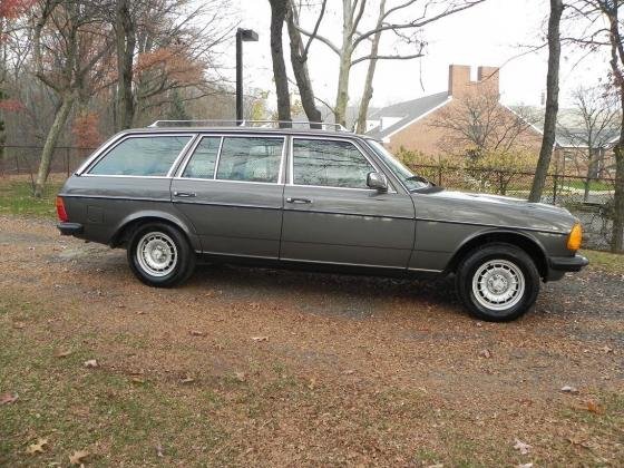 1983 Mercedes-Benz 200-Series Wagon W123