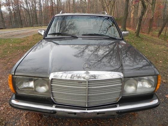 1983 Mercedes-Benz 200-Series Wagon W123