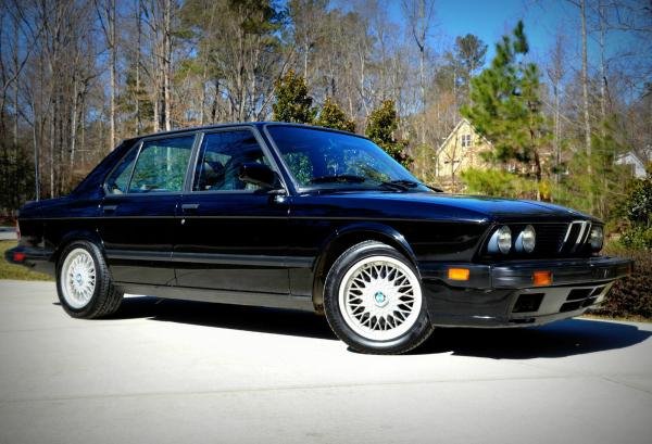 1988 BMW M5 Base Sedan 4Dr Manual