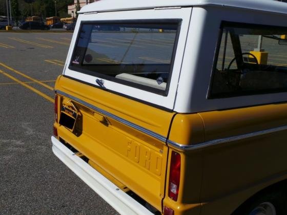 1971 Ford Bronco 4WD Leather Seats Convertible