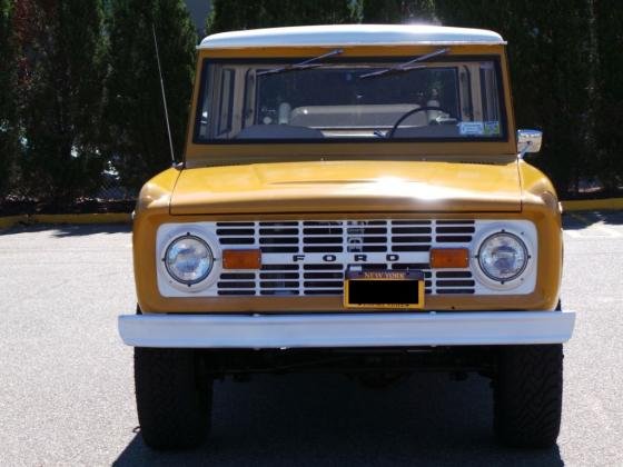 1971 Ford Bronco 4WD Leather Seats Convertible