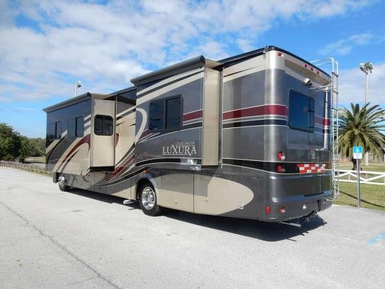 2005 Georgie Boy Cruise-Master Luxura 3640TS Motorhome