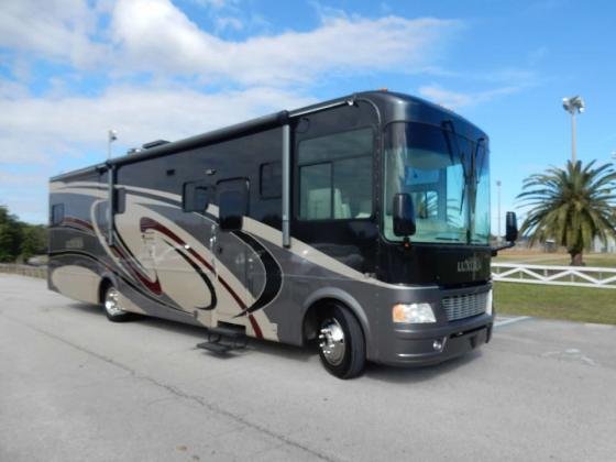 2005 Georgie Boy Cruise-Master Luxura 3640TS Motorhome