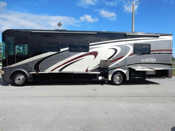 2005 Georgie Boy Cruise-Master Luxura 3640TS Motorhome