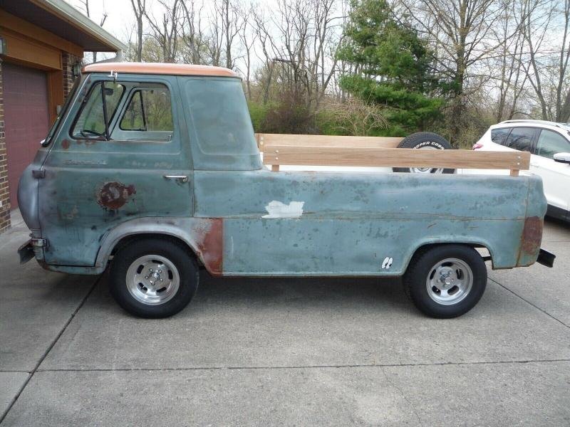 Ford e 100