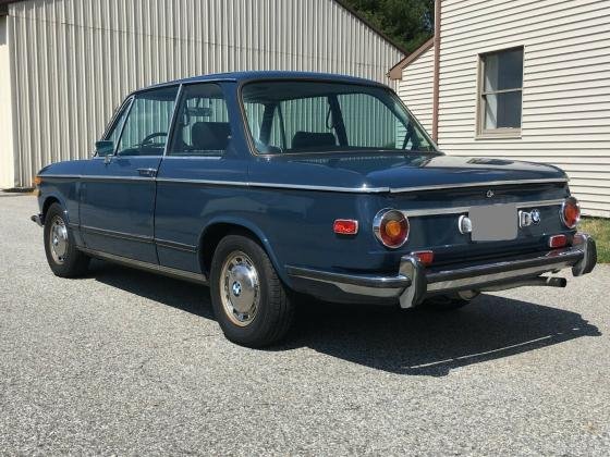 1973 BMW 2002 Roundie Coupe Sunroof-Riviera Blue