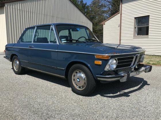 1973 BMW 2002 Roundie Coupe Sunroof-Riviera Blue