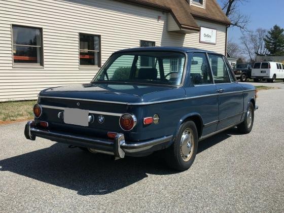 1973 BMW 2002 Roundie Coupe Sunroof-Riviera Blue