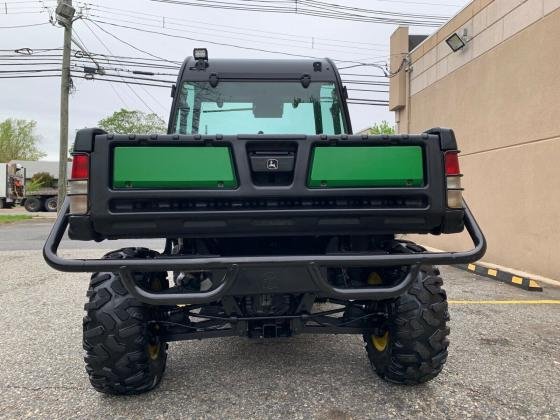 2015 John Deere Gator 825i 4WD