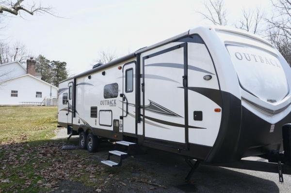 2017 Keystone Outback 324CG 37FT Toy Hauler