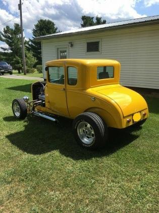 1929 Ford Rat Rod Coupe Power Engine