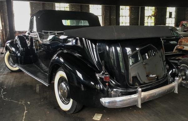 1937 Cadillac Fleetwood Flower Car