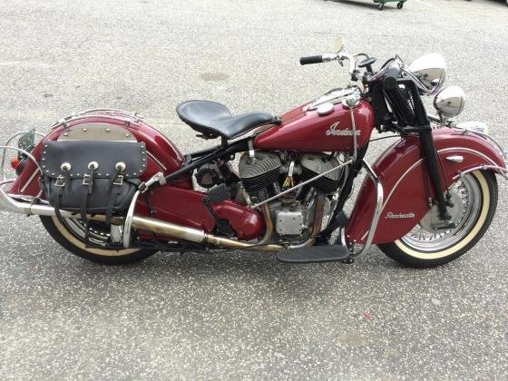 Motorcycles - 1948 Indian Chief Roadmaster V-twin 74 cid Flat Head