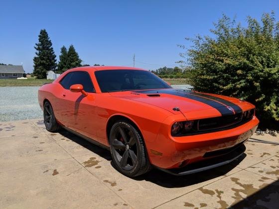 2010 Dodge Challenger SRT8 6.1 L Hemi V8