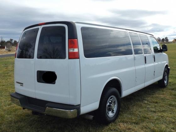 2013 Chevrolet Express G3500 15 Passenger Van