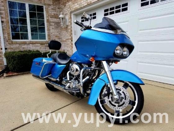 2011 Harley-Davidson Touring TwinCam Glide FLTRX