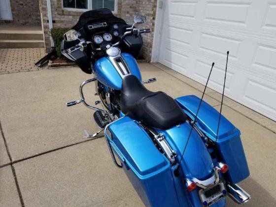 2011 Harley-Davidson Touring TwinCam Glide FLTRX