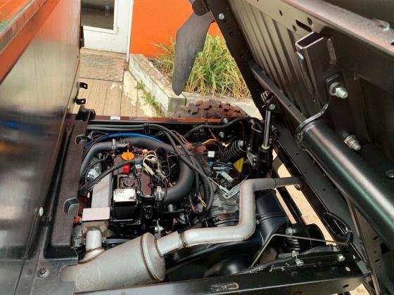 2016 John Deere GATOR 4X4 855D EPS Hydro Dump Heated Cab