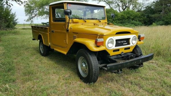 1975 Toyota Land Cruiser HJ45 Pickup Truck Diesel