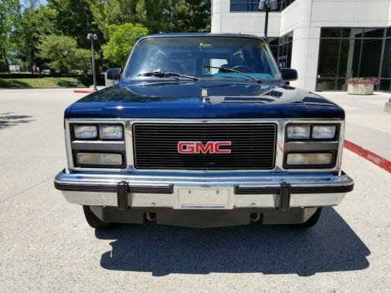 1991 GMC Suburban SLE Excellent Condition!