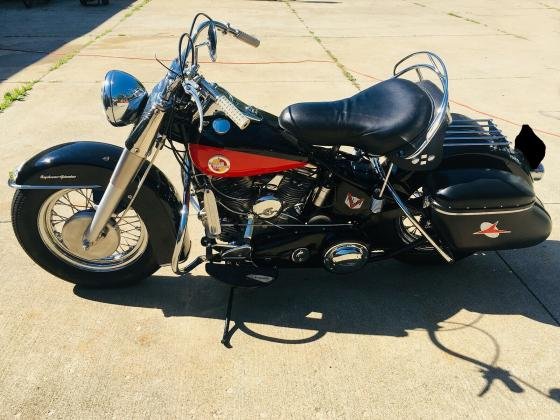 1957 Harley-Davidson FLH Panhead 1200