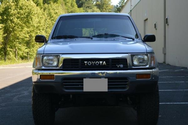 1989 Toyota Pickup SR5 Club Cab 4WD 3.0L V6 5-Speed