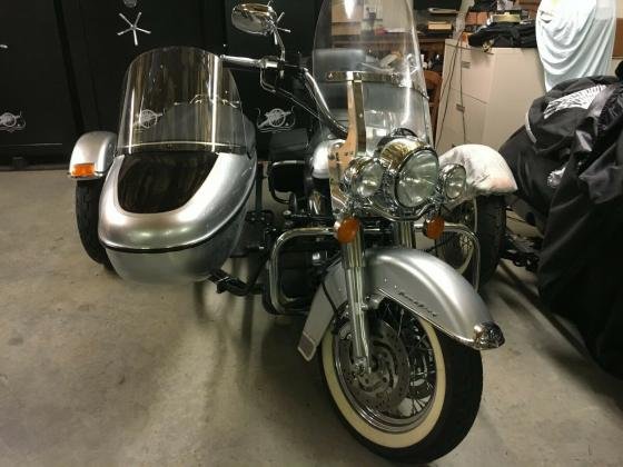 2003 Harley-Davidson Touring ROAD KING With Factory Sidecar