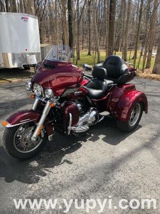 2016 Harley-Davidson 103 TriGlide Ultra Classic Trike