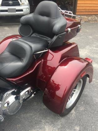 2016 Harley-Davidson FLHTCUTG-Tri-Glide Ultra Classic Trike