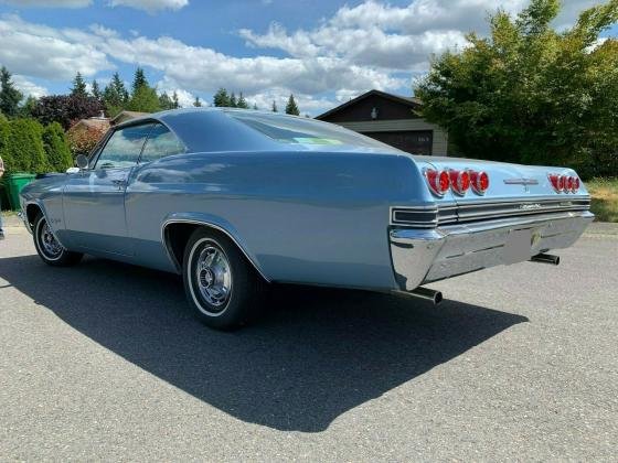 1965 Chevrolet Impala SS 283 V8 with Factory AC