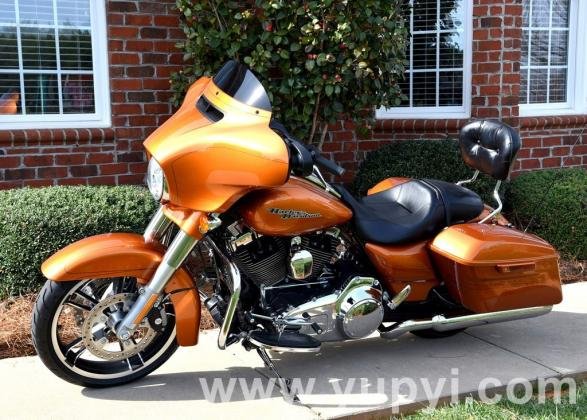 2015 Harley-Davidson Touring Street Glide Special FLHXS