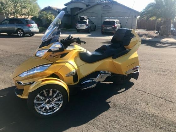 2015 Can-Am Spyder Limited RT Low Miles!