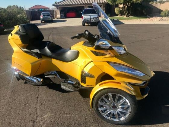 2015 Can-Am Spyder Limited RT Low Miles!