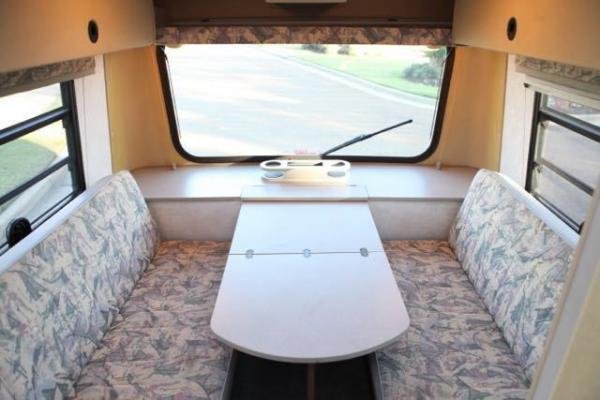 2000 Winnebago Rialta 22QD Class B Motorhome