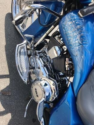 2012 Harley-Davidson Touring Pearl Blue