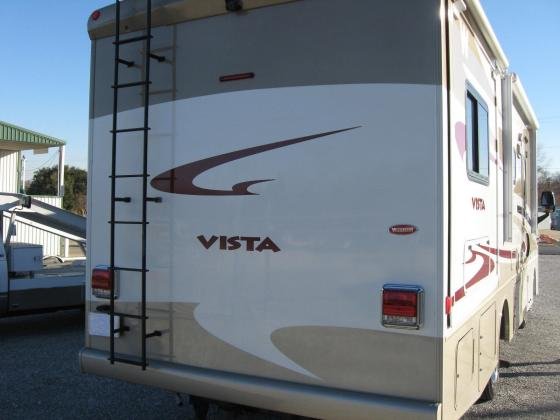 2012 Winnebago Vista 2 Slides