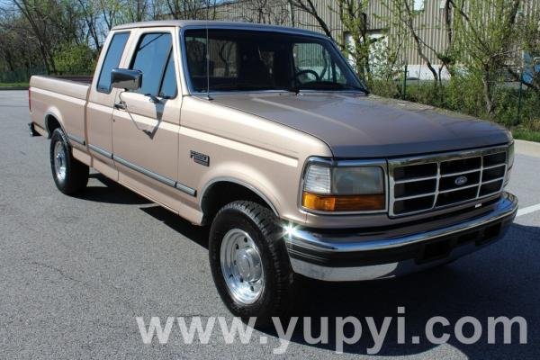 1996 Ford F-250 XLT 2WD Extra Cab