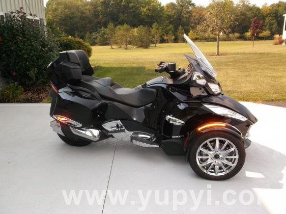 2013 Can-Am Spyder RT Limited Like New