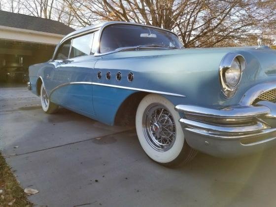 1955 Buick Super Riviera Hardtop Coupe 322 cui Fireball V8