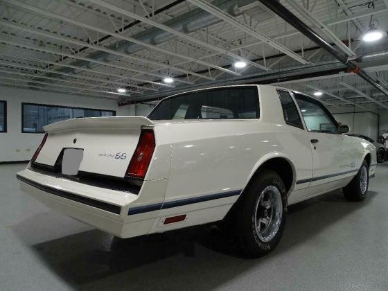 1983 Chevrolet Monte Carlo SS White Coupe V8 Automatic