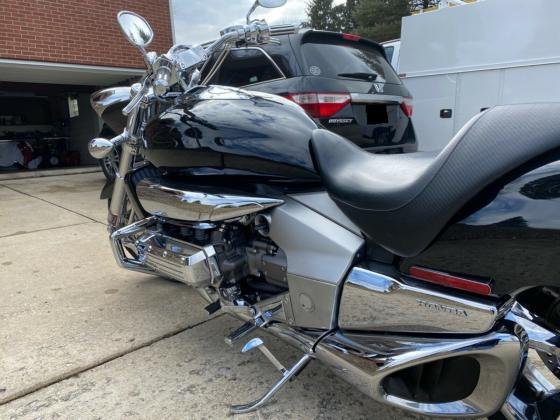 2004 Honda NRX1800DA Valkyrie Rune Black