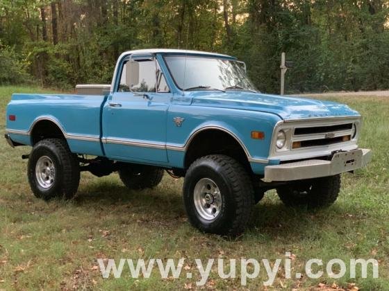 1968 Chevrolet C-10 4x4 Truck