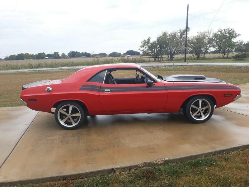 Cars - 1971 Dodge Challenger 360 V8 727 Automatic