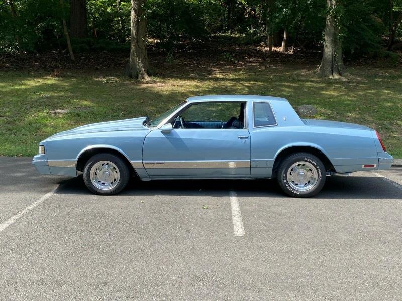 Chevrolet monte carlo 1986