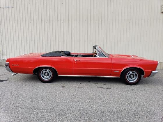 1965 Pontiac GTO Convertible TRI-POWER 389-360Hp