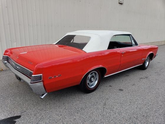 1965 Pontiac GTO Convertible TRI-POWER 389-360Hp