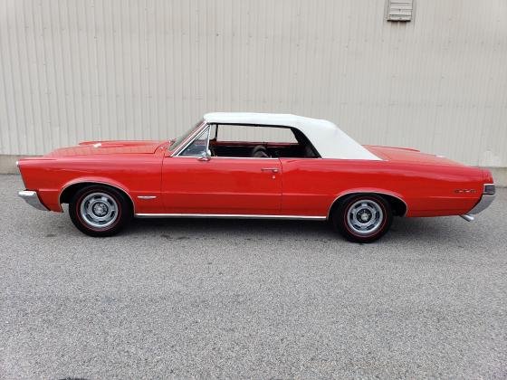 1965 Pontiac GTO Convertible TRI-POWER 389-360Hp